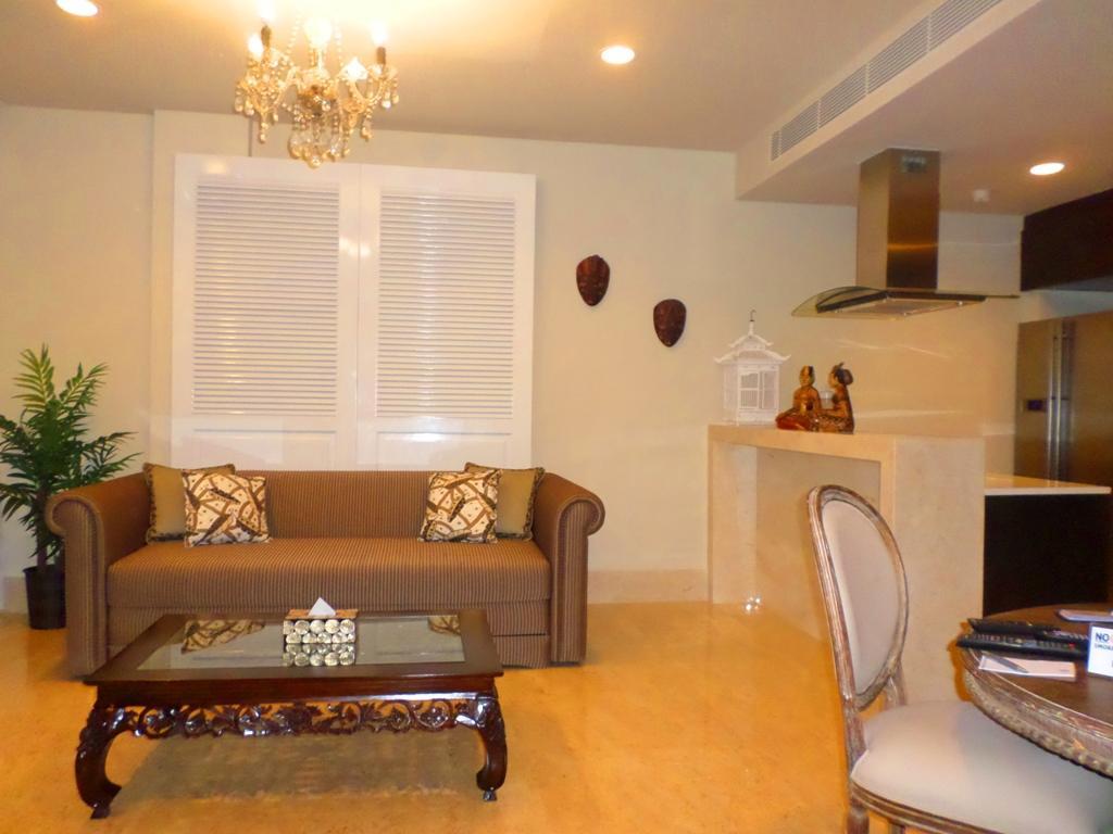 Luxury Apartment At Ayana Residences Jimbaran  Room photo